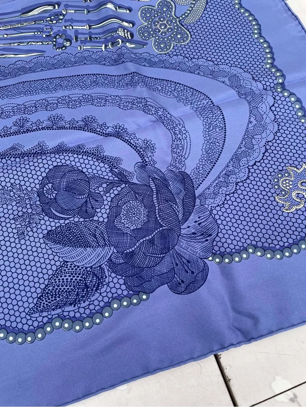 Hermes Lavender and Purple Silk Scarf - Picture 12 of 15